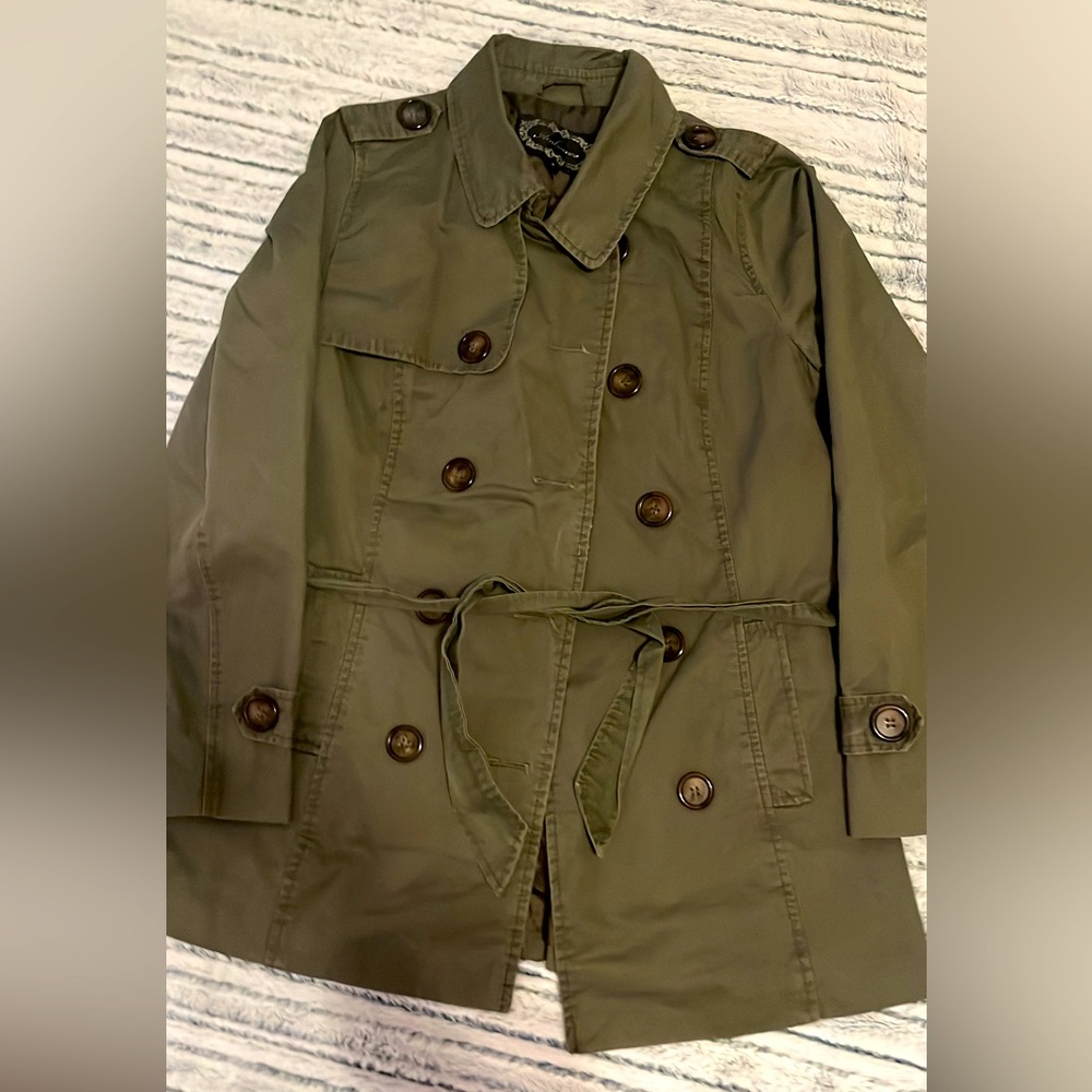 Army green spring jacket